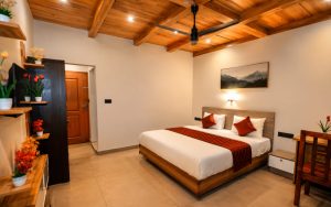 Valley View Room-6 (1)